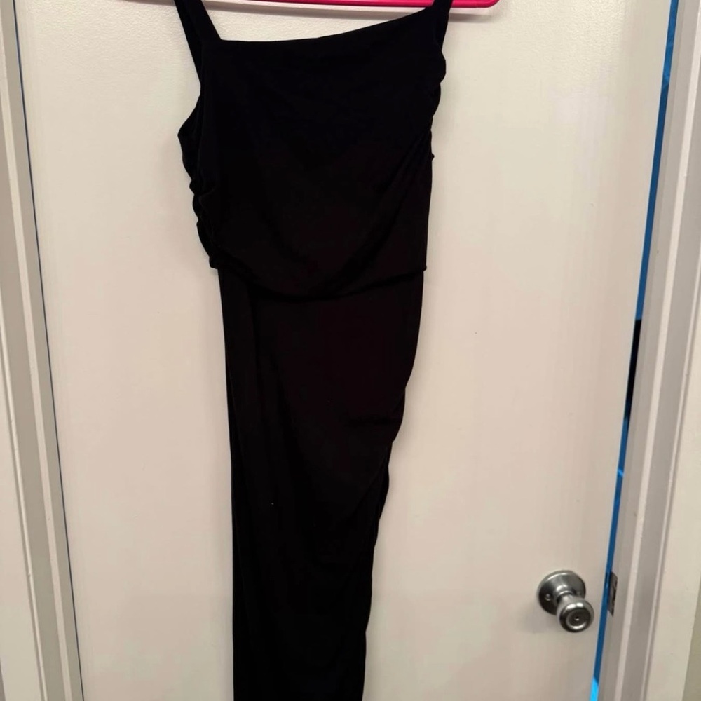 Elegant Black One-Shoulder Dress